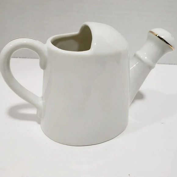 Vintage Strawberry Shortcake Small Ceramic  Watering Can. - Picture 2 of 7